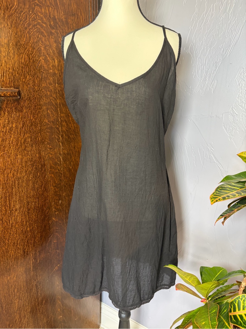 Ruby Yaya Black Lace Crochet V-Neck Maxi Dress With Black Slip Dress - Picture 9 of 15